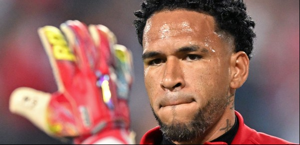 El arquero de Perú no se arrepiente y explicó por qué tiró el celular del hincha que quería una foto con Messi