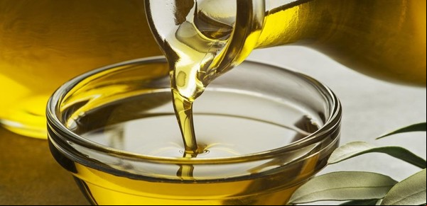 La ANMAT prohibió la elaboración y venta de un aceite de oliva: las razones