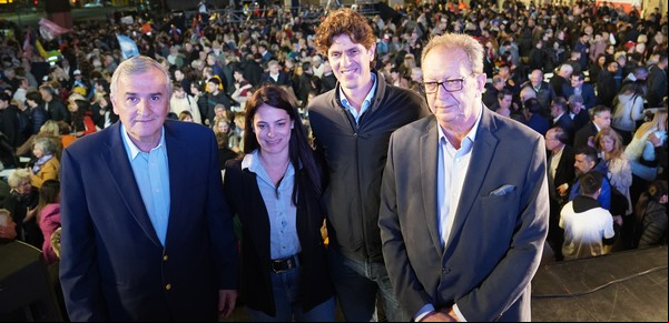 Tras el guiño a Sergio Massa, Gerardo Morales confirmó la ruptura con Mauricio Macri: “Ya no nos manda nadie”.
