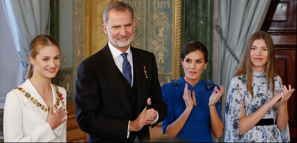 Los reyes Felipe y Letizia, 20 años de matrimonio y una imagen renovada de la monarquía en España