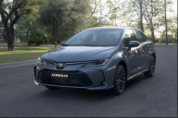 Se renovó el Toyota Corolla: qué trae de nuevo y cuánto cuesta el sedán mediano favorito del mercado
