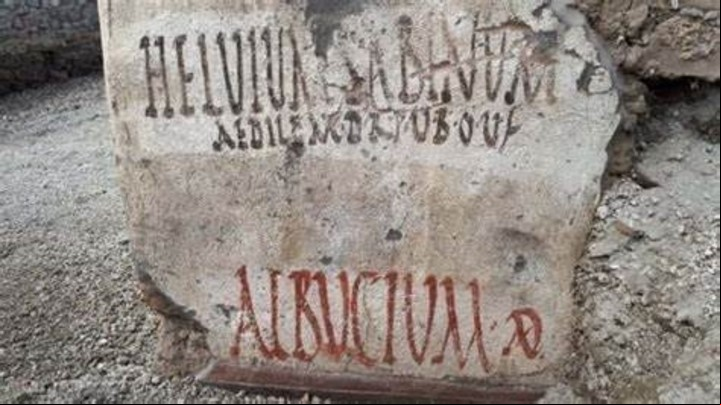 Una inscripción electoral en Pompeya (Twitter).