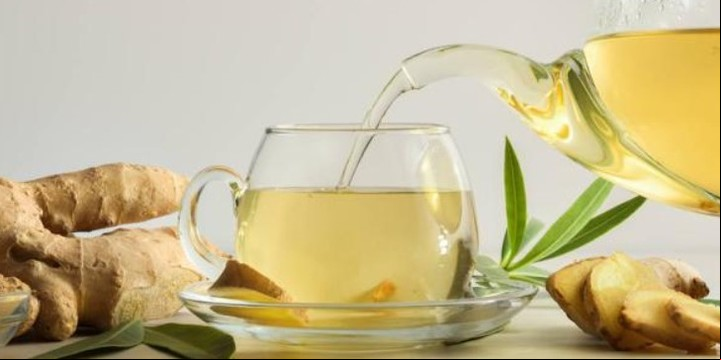 El té de jengibre y limón se puede tomar en distintos momentos del día.