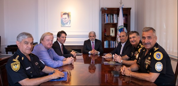 Tras idas y vueltas, el Gobierno dispuso una custodia para Milei y Villarruel