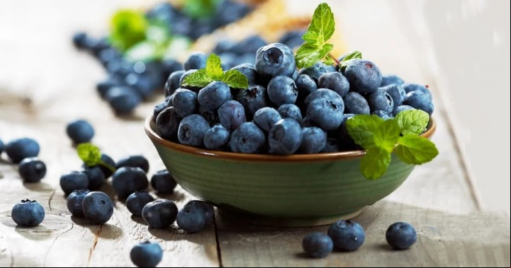 Los arándanos poseen propiedades antioxidantes.