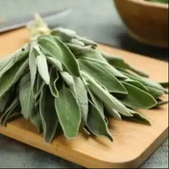 Qué hierba es un potente antioxidante ideal para agregar en las comidas