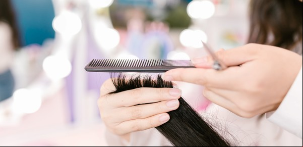 Qué significa soñar que te cortan el cabello