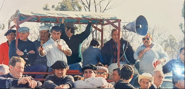 “Disfruto como el primer día subirme al carro y empezar a rematar”