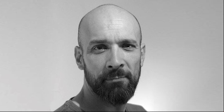 Christian Peregrino. El cantante se enfrentó a los sindicalistas que lo declararon "persona no grata".