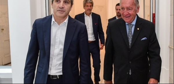 Caputo almuerza con la UIA: reclamos y cruzada conjunta por la baja de impuestos