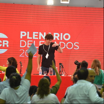 La UCR le pide a Javier Milei que mande al Congreso una Ley espejo de su super decreto: "Está a tiempo de enmendar su error"