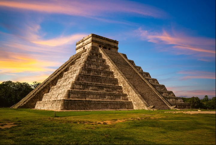 El “sincronario maya galáctico” es una herramienta de sintonización con la energía natural del Sol, de la Luna y de los planetas. Foto: ilustración Shutterstock.
