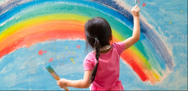 "Plantamos bandera por las infancias", la iniciativa de shows. arte y aprendizaje en el mes de los chicos