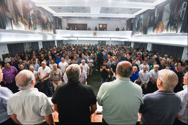 Plenario de delegaciones regionales de la CGT respaldo la convocatoria al paro del 24 de enero.