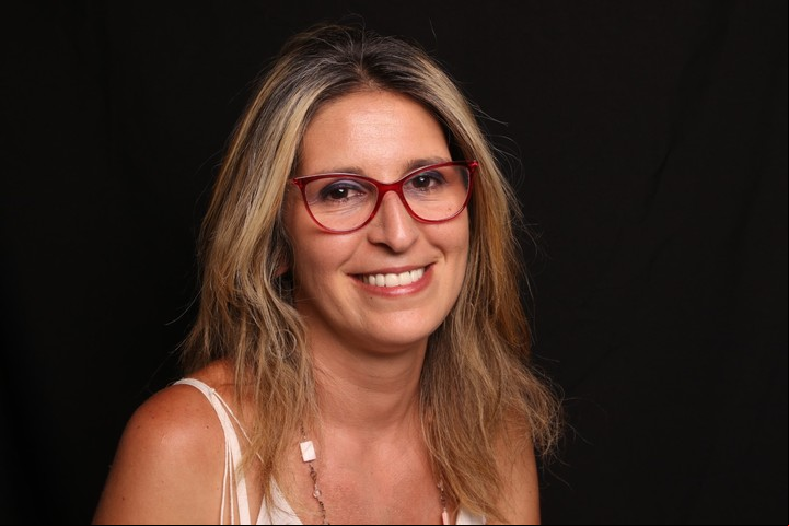 Nathalie Goldwaser Yankelevich. Doctora en Ciencias Sociales (UBA) y Doctora en Ciencias del Arte (Sorbonne), politóloga (UBA), Investigadora adjunta del Conicet/CEPH-DADU-UNDAV.