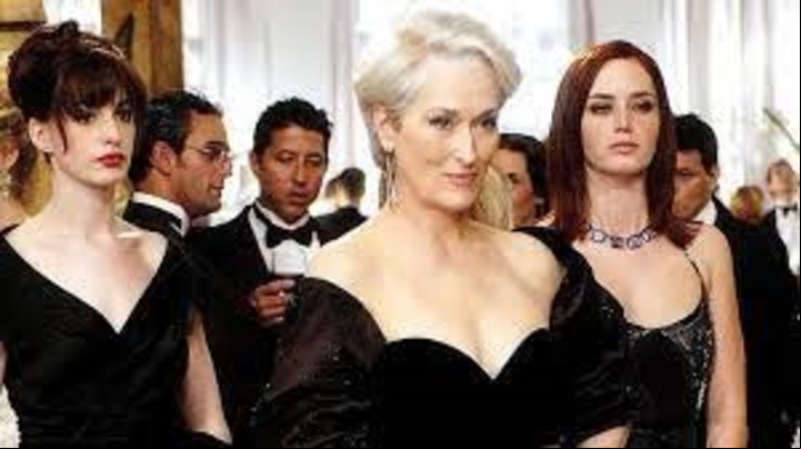 El diablo viste a la moda es una película muy famosa de los años 2000.