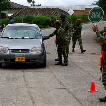 Crece la guerra contra los narcos en Ecuador con atentados y tomas de cárceles: ya hay 16 muertos