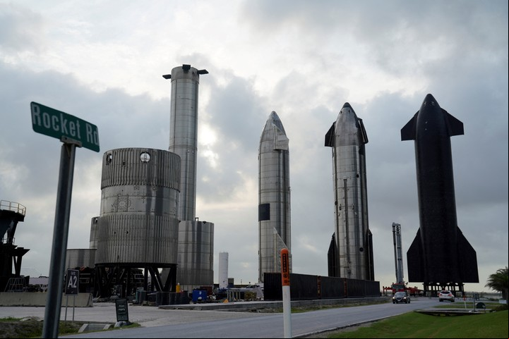 Los diferentes prototipos de la nave Starship. Reuters
