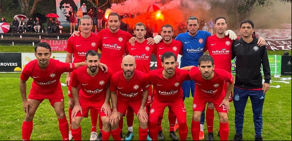 La increíble historia del grupo de argentinos en Nueva Zelanda que copó un equipo de fútbol, logró siete ascensos y llegó a Primera