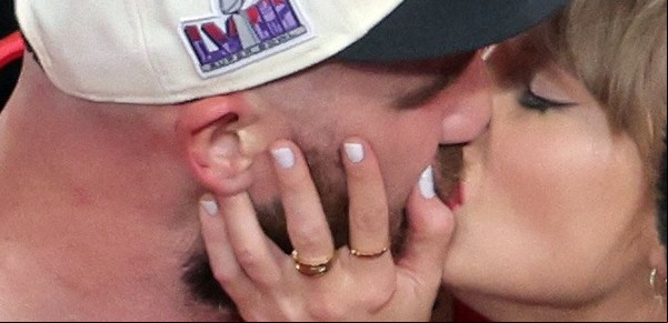 Taylor Swift le partió la boca de un beso a Travis Kelce, que no se conforma y ya quiere el tercer Super Bowl seguido para los Kansas City Chiefs