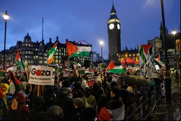 Gritos, portazos y una rebelión inédita en el Parlamento británico por la guerra en Gaza  