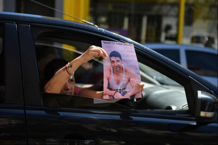 Colectiveros despiden a su compañero la K asesinado. Foto Juan José García.