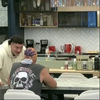 Gran Hermano: Alfa le pegó una cachetada a Manzana y podría ser expulsado