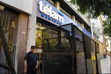 El Gobierno acelera y pasa de los retiros voluntarios a los despidos de cientos de empleados en Télam