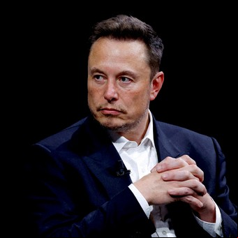 Elon Musk le declaró la guerra a Apple: prohibirá el uso del iPhone en sus empresas por la alianza con ChatGPT