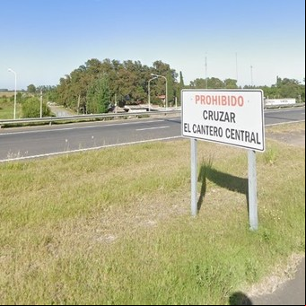 Viajaba con su familia, evadió un control policial en la ruta y chocó a una camioneta: murió junto a su pareja, su hija de 7 años y una beba de 5 meses