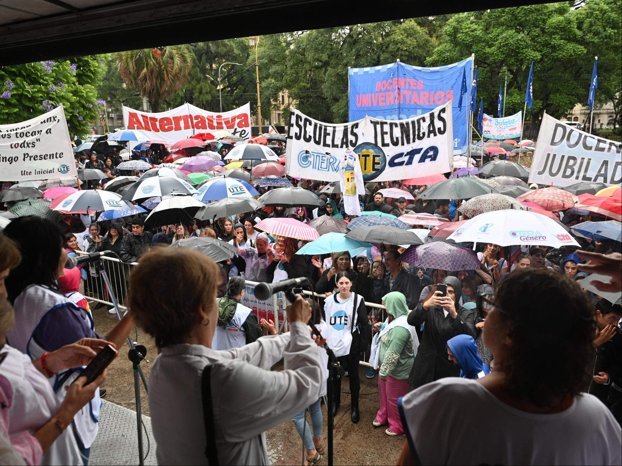 ¿Dónde habrá cortes por el paro y marcha docente en CABA? El mapa del tránsito para hoy