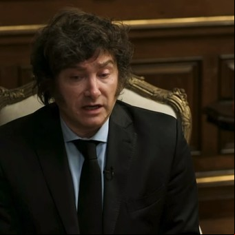 Javier Milei habló del dólar: "No tiene ningún sentido acelerar la suba del tipo de cambio oficial"