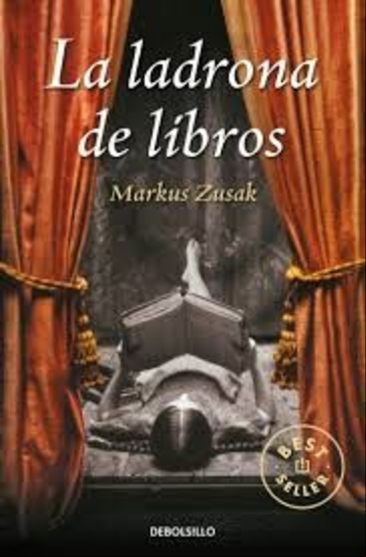 La ladrona de libros, de Markus Zusak. Recomendado a partir de los 14 años. Foto: Clarín.