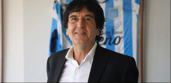 Carlos Melconian dijo que "no se salió del cepo" y que el Gobierno dio un "volantazo con ADN del Fondo"
