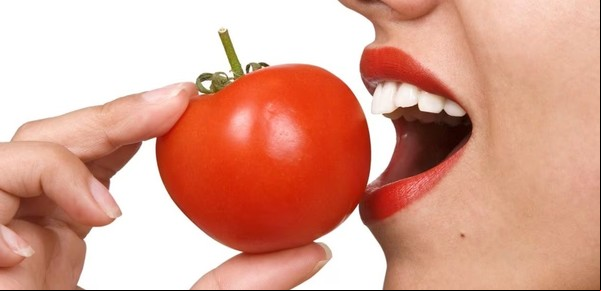 Qué pasa en el cuerpo si como tomate todos los días