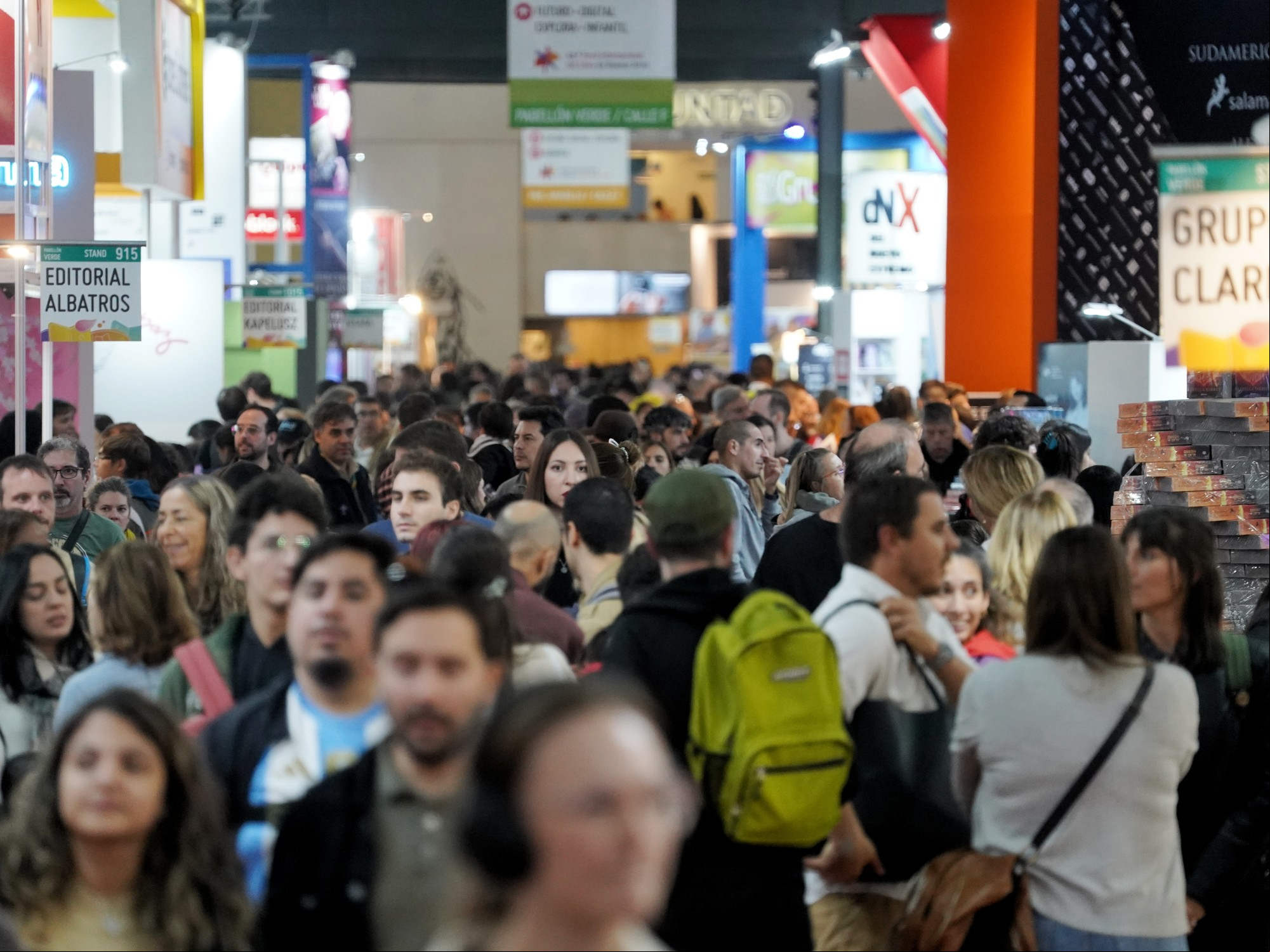 Precios, actividades y más tecnología: Todo sobre la Feria del Libro 2025