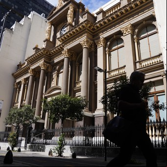 No se frena la sangría del Banco Central: en la semana vendió US$ 730 millones