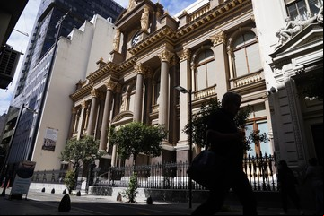 No se frena la sangría del Banco Central: en la semana vendió US$ 730 millones