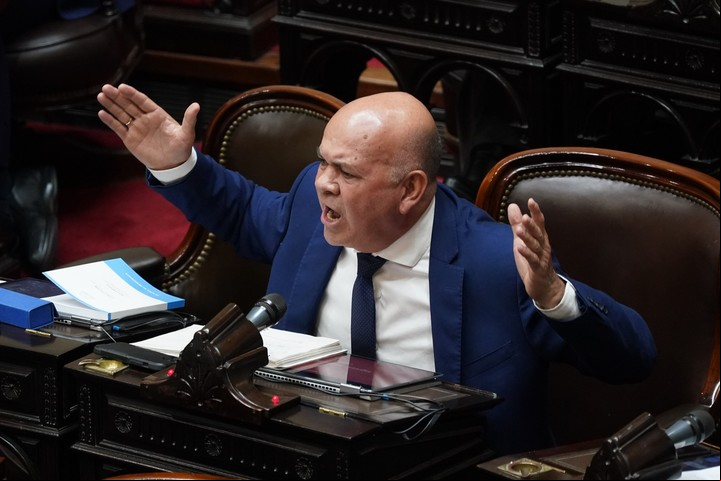El diputado chaqueño Aldo Leiva ya es famoso por no emitir su voto de manera electrónica. Foto Juano Tesone.