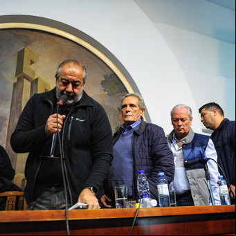 Por el ajuste y la recesión, avanzan las suspensiones y despidos en las grandes empresas