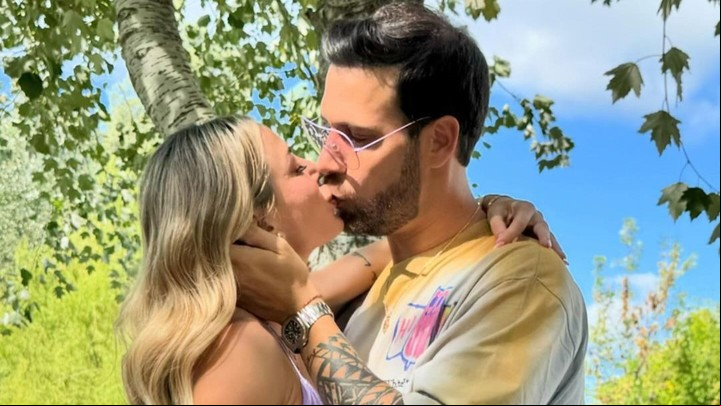 En marzo de 2024, Jésica Cirio y Elías Piccirillo blanquearon su relación en redes sociales.
