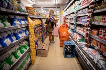 Coto, Carrefour, Dia y el resto de los súper refuerzan los descuentos y ofertas ante la baja del consumo