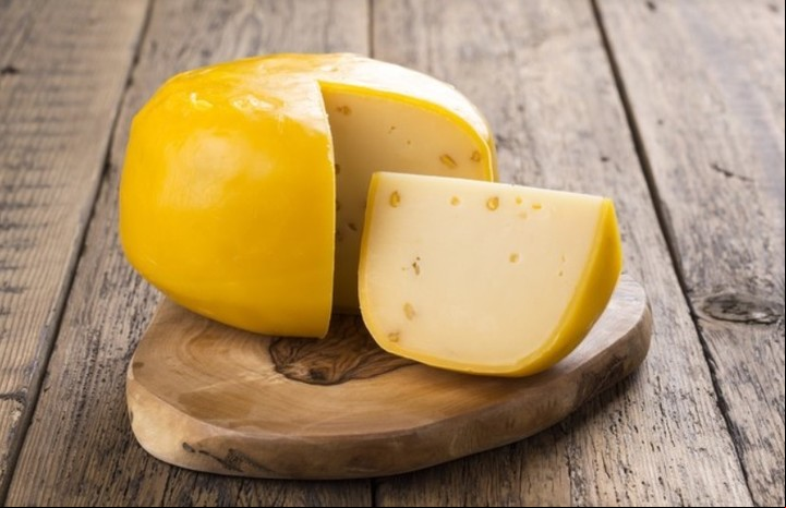 Queso Gouda: sabor suave y un poco dulce.
