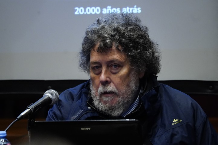 ¿Y si la humanidad hubiera empezado en América? Charla con Eric Boëda y Cédric Robion. Fotos Emmanuel Fernández.