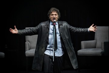 Javier Milei tuvo su show, cantó, dio una clase, y volvió a condenar al "maldito socialismo"
