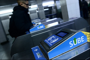 Pago con QR en el subte: las billeteras virtuales piden más tiempo para poner en marcha el sistema
