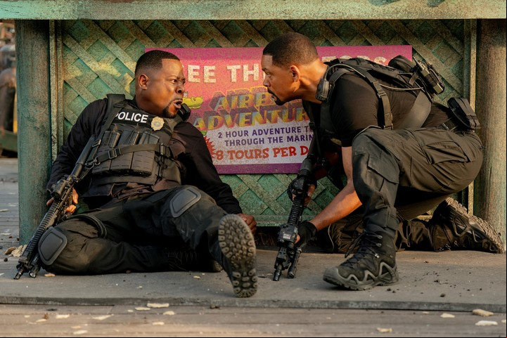Will Smith y Martin Lawrence en "Bad Boys: Ride or Die." (Frank Masi/Columbia Pictures-Sony via AP)