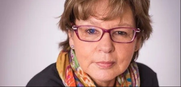 Piedad Bonnett: “La poesía dice lo más oscuro, lo más misterioso, lo más complejo”