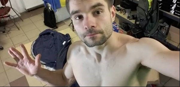 Quién es Marcin Banot, el escalador polaco que se trepó a la torre Globant de Retiro