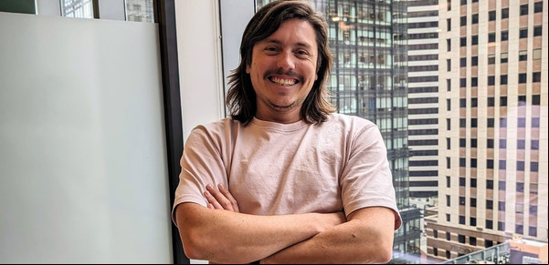 De vivir en un trailer a facturar millones en el Silicon Valley, la historia de un joven emprendedor argentino